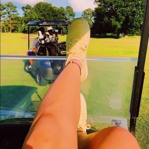 Meet your Posher, Enid